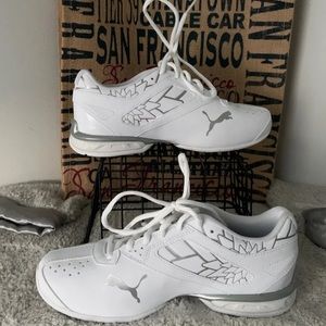 Women’s PUMA Tazon 6